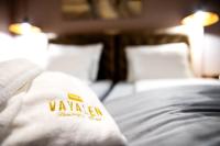 Łóżko lub łóżka w pokoju w obiekcie Vayalen Boutique Hotel
