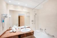 Kúpeľňa v ubytovaní Danubius Hotel Annabella