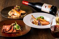 Jídlo v hotelu nebo okolí