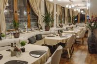 Εστιατόριο ή άλλο μέρος για φαγητό στο Hotel Cosmos