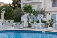 Bazén v ubytování Tunis Grand Hotel nebo v jeho okolí