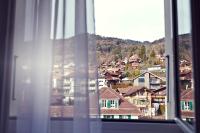 Nespecifikovaný výhled na hory nebo výhled na hory při pohledu z hotelu