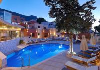 Basen w obiekcie Esperides Resort Crete, The Authentic Experience lub w pobliżu