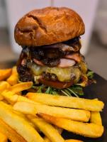 Toit apartemendi aladel või selle läheduses