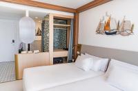 Posteľ alebo postele v izbe v ubytovaní Hotel Faranda Rias Altas, Ascend Hotel Collection