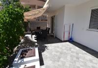 Patio alebo iná vonkajšia časť ubytovania House Branka