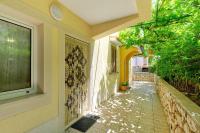 Vonkajšia záhrada v ubytovaní Apartments Nada