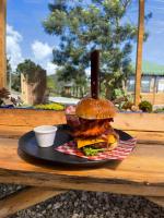 Jídlo v kempu nebo okolí