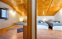 Posteľ alebo postele v izbe v ubytovaní Stunning Home In Gornje Stative