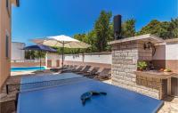 Bazén v ubytování Holiday Home Betiga Betiga nebo v jeho okolí