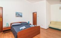 Plán poschodí v ubytovaní Six-Bedroom Holiday Home In Omis