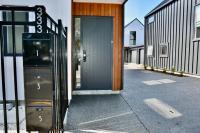Brand New Close to CBD 3 Bed 3 Bath with Garageの見取り図または間取り図