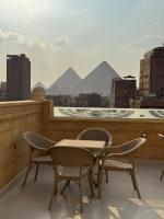 Nespecifikovaný výhled na hory nebo výhled na hory při pohledu z hostelu