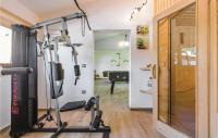 Posilňovňa alebo fitness centrum v ubytovaní Lovely Home In Sv,kirin With Sauna