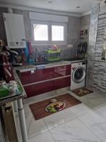 Kuchyňa alebo kuchynka v ubytovaní charming house for 5 people Sirine57 long stay