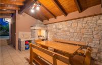Plán poschodí v ubytovaní Beautiful Apartment In Hr-52215 Vodnjan