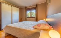 Posteľ alebo postele v izbe v ubytovaní Amazing Apartment In Banjole With Wifi