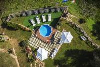 Bazén v ubytovaní Villa dei Golfi alebo v jeho blízkosti