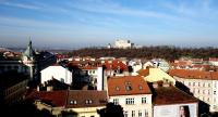 Nespecifikovaný výhled na destinaci Praha nebo výhled na město při pohledu z apartmánu