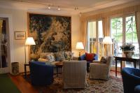 A seating area at Hotel See-Villa