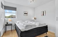 Postel nebo postele na pokoji v ubytování Holiday Home Blomstervænget Hemmet Iii