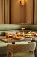 Mad på hotellet eller i nærheden