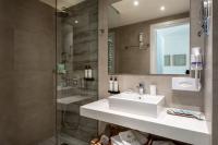 Kúpeľňa v ubytovaní Aloe Boutique Hotel & Suites - adults only