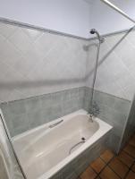 Kúpeľňa v ubytovaní Apartamentos Hoz del Huécar