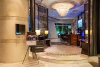 ヒルトン バンコク グランデ アソーク - Hilton Bangkok Grande Asokeにあるシーティングエリア