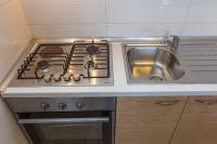 Kuchnia lub aneks kuchenny w obiekcie Apartments Zvone1