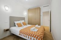 Posteľ alebo postele v izbe v ubytovaní 268 Suite Ville - Superb apartment in Paris