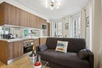 Kuchyňa alebo kuchynka v ubytovaní 268 Suite Ville - Superb apartment in Paris