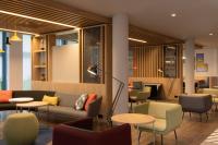 Holiday Inn Express Brussels - Airport by IHGにあるシーティングエリア