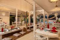 Restaurace v ubytování Villa Havana Hues Private Villa