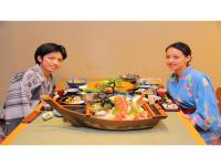 ホテルの敷地内または近くでの食事または食べ物