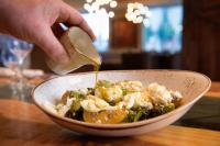 Đồ ăn tại/gần khách sạn