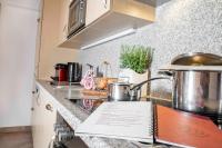 A kitchen or kitchenette at Kinderbauernhof Ierzerhof