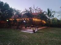 Сад в Bamboo River Lodge