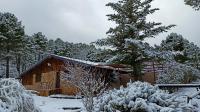 Chalet Esmeralda 3 d y 2 baños ZAFIRO LAGUNAZO Parque Natural Rio Mundo Riopar v zime
