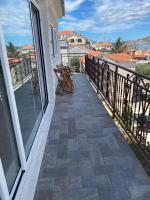 Balkón alebo terasa v ubytovaní Apartment Tomi