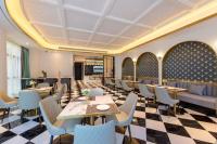 Χώρος καθιστικού στο XANA Deluxe International Hotel Guangzhou Beijing Road Pedestrian Street Dongshankou Metro Station Branch - Free Shuttle Bus to Canton Fair Complex During Canton Fair Period