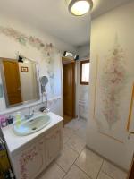 Kúpeľňa v ubytovaní Agréable chambre d’hôtes bord de mer Normandie