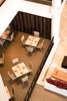 Un lugar para sentarse en Hotel Santika Bandung