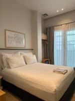 Posteľ alebo postele v izbe v ubytovaní Belle Athenes - Luxury Rooms at Monastiraki Railway Station