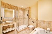 Comis Hotel & Golf Resortにあるバスルーム