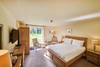 Comis Hotel & Golf Resortにあるベッド