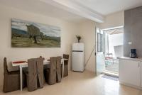 A kitchen or kitchenette at Casa Lion