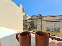A balcony or terrace at Mirèa Apartment by Casa in mente