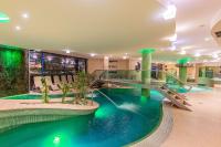Basen w obiekcie Vital Hotel Nautis lub w pobliżu