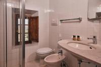 A bathroom at Agriturismo San Sano